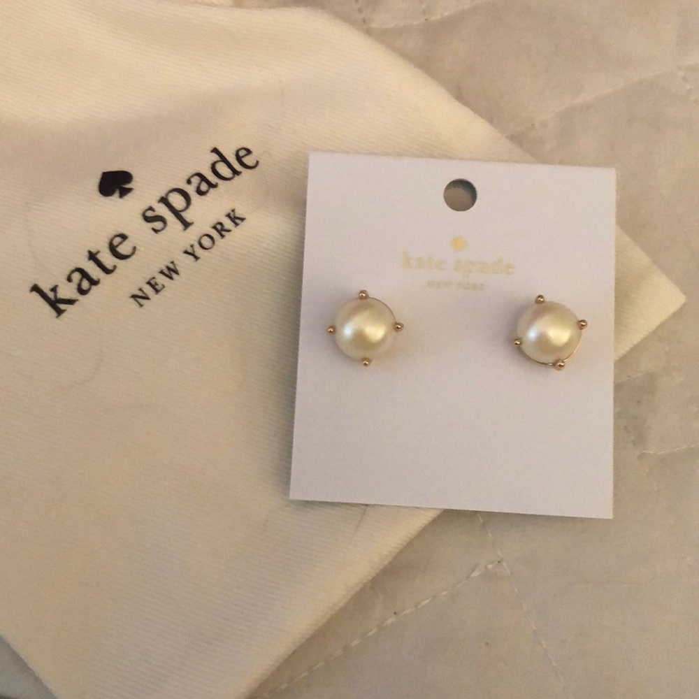 Kate Spade Cream Pearl Gumdrop Stud Earrings